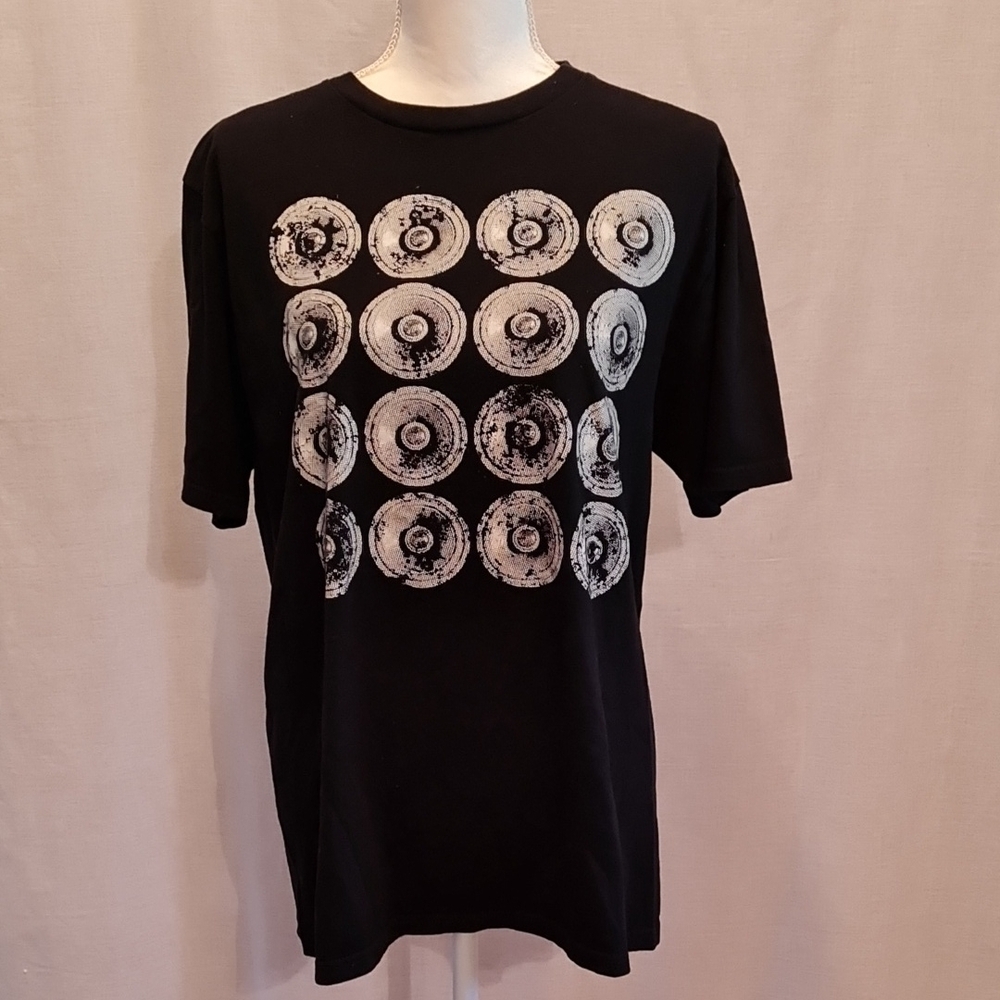 ANVIL Sustainable Black Graphic Unisex T-Shirt Sz L GUC